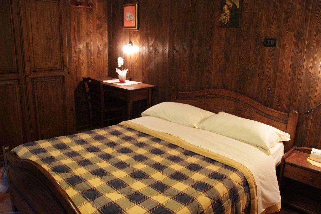 Chambres D'Hotes Les Fleurs Pila  Habitación foto